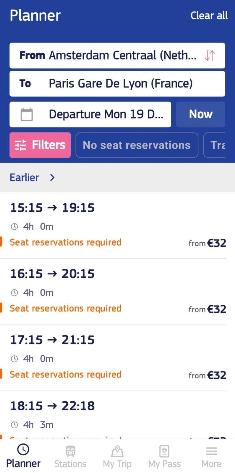 Planner die laat zien dat een zitplaatsreservering verplicht is